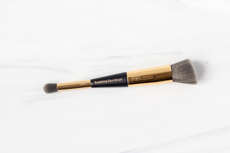 Billion dollar brows sculpting duo brush on a white background