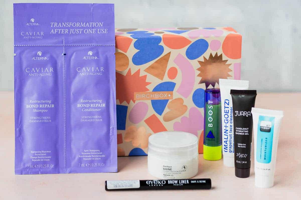 All of the items from my September 2020 Birchbox displayed around the box