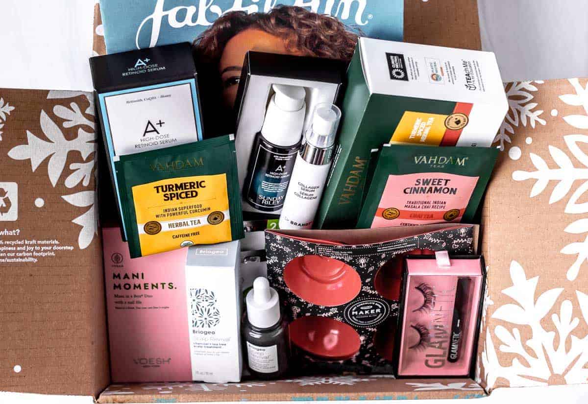 My Winter 2021 FabFitFun box with all of the items inside.