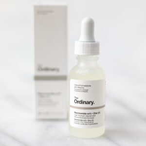 The Ordinary Niacinamide bottle and box